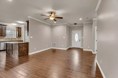 901 W Dubois Street, Denison, TX 75020 - Photo 6