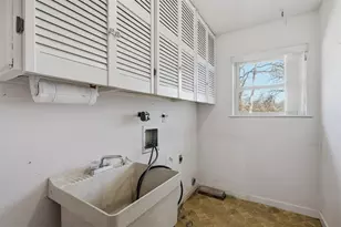 209 Modoc Trail, Lake Kiowa, TX 76240 - Photo 8