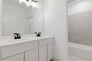 1657 Cedar Elm Wy, Burleson, TX 76028 - Photo 20