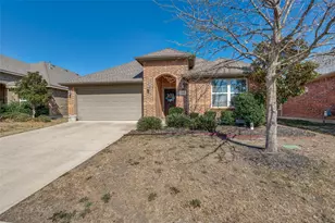 2325 Scott Creek Dr, Little Elm, TX 75068 - Photo 2
