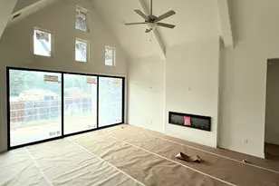 302 Alicia Ct, Mansfield, TX 76063 - Photo 4