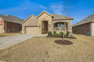 3218 Hunters Gln Dr, Aubrey, TX 76227 - Photo 1