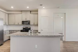 3218 Hunters Gln Dr, Aubrey, TX 76227 - Photo 10