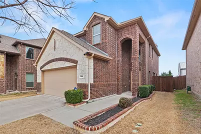 204 Black Bear Drive, McKinney, TX 75071 - Photo 2