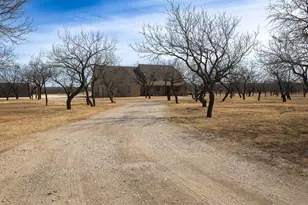 213 Crooked Creek Rd, Abilene, TX 79602 - Photo 2