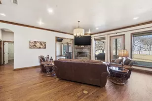 313 Paisano Dr, Clyde, TX 79510 - Photo 8