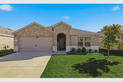 3934 Dickinson Avenue, Celina, TX 76227 - Photo 2