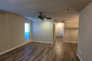 1210 Fairhaven Dr, Mansfield, TX 76063 - Photo 6