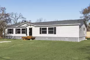 1906 Evelyn St, Hawk Cove, TX 75474 - Photo 2