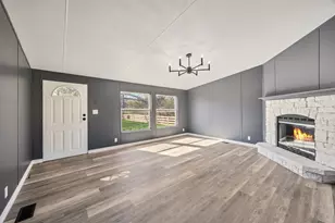 1906 Evelyn St, Hawk Cove, TX 75474 - Photo 4