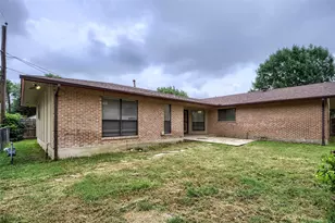 8631 Charing Cross Ln, Dallas, TX 75238 - Photo 28