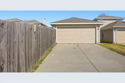 6905 Planters Row Drive, McKinney, TX 75070 - Photo 2