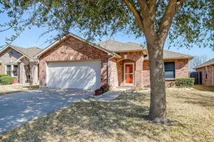 800 Grant St, Burleson, TX 76028 - Photo 2