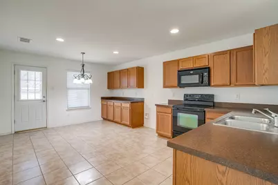 800 Grant Street, Burleson, TX 76028 - Photo 12