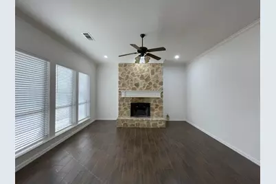 8110 Silver Spur Drive, Arlington, TX 76001 - Photo 2