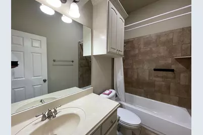 8110 Silver Spur Drive, Arlington, TX 76001 - Photo 14