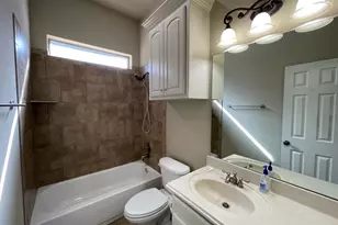 8110 Silver Spur Dr, Arlington, TX 76001 - Photo 12