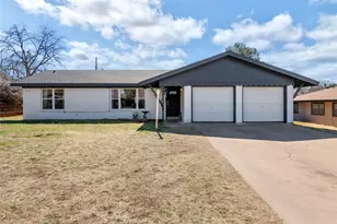1704 E 14th St, Sweetwater, TX 79556 - Photo 2