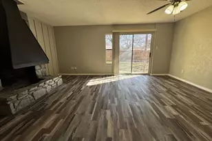 6329 Walraven Cir, Fort Worth, TX 76133 - Photo 8