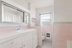 6718 Hialeah Dr, Dallas, TX 75214 - Photo 12