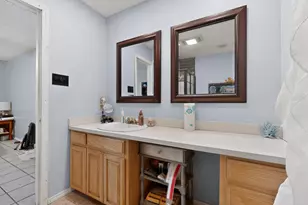 2205 Shady Brook Dr, Bedford, TX 76021 - Photo 14