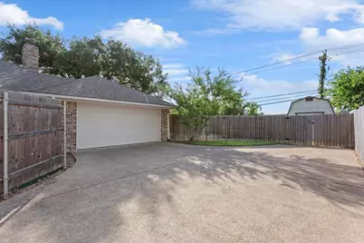 9402 Oak Hill Drive, Woodway, TX 76712 - Photo 34