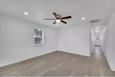 616 Sabine Avenue, Cleburne, TX 76031 - Photo 6