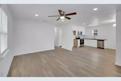 616 Sabine Avenue, Cleburne, TX 76031 - Photo 4