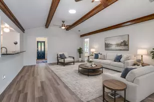 2714 Carriage Ln, Carrollton, TX 75006 - Photo 2