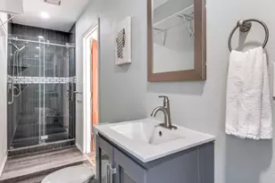 2714 Carriage Ln, Carrollton, TX 75006 - Photo 18