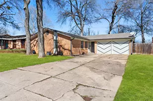 143 N Imperial Dr, Denison, TX 75020 - Photo 2