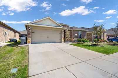 806 Meadow Wood Lane, Princeton, TX 75407 - Photo 2