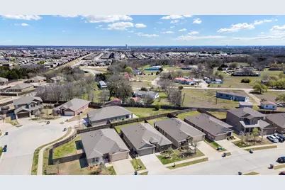 806 Meadow Wood Lane, Princeton, TX 75407 - Photo 4