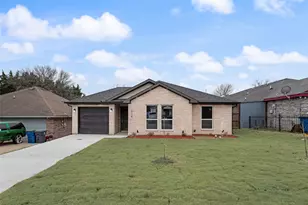 216 Red Wing Dr, Dallas, TX 75241 - Photo 2
