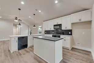 216 Red Wing Dr, Dallas, TX 75241 - Photo 16