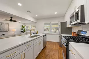 9916 Cloister Dr, Dallas, TX 75228 - Photo 6