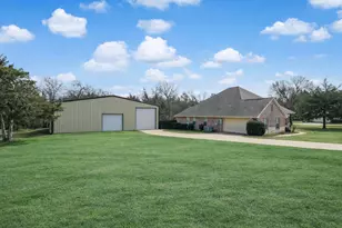 3801 Crimsonwood Dr, Sherman, TX 75090 - Photo 18