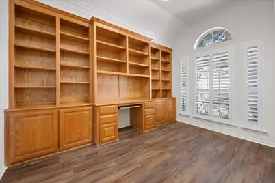 1802 Swaim Court, Arlington, TX 76001 - Photo 12