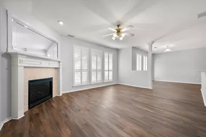 1802 Swaim Court, Arlington, TX 76001 - Photo 2