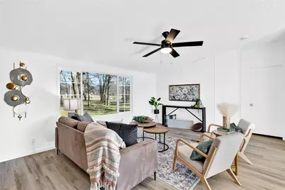 8124 Country Manor Lane, Alvarado, TX 76009 - Photo 4