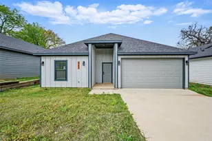 427 E Munson St, Denison, TX 75021 - Photo 1