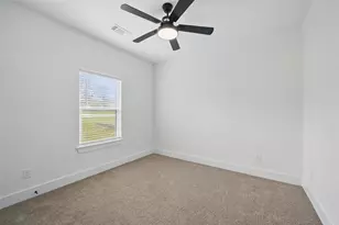 427 E Munson St, Denison, TX 75021 - Photo 16