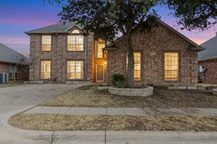 5708 Table Rock Dr, Fort Worth, TX 76131 - Photo 1