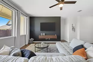 6940 Waterloo Ln, Saginaw, TX 76179 - Photo 14