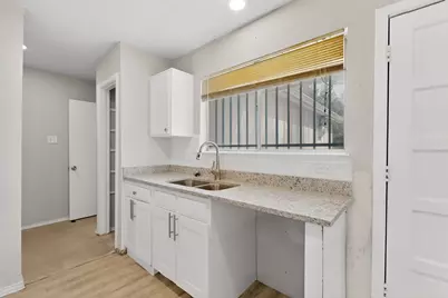 948 Carom Way, Dallas, TX 75217 - Photo 2