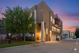 1511 Bluff Ridge Way, Dallas, TX 75206 - Photo 1