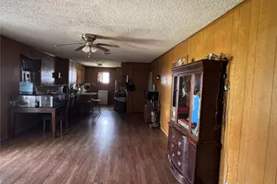 106 N 7th Street E, Dawson, TX 76639 - Photo 20