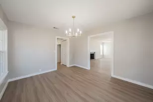 100 Crestwood Dr, Fort Worth, TX 76107 - Photo 8