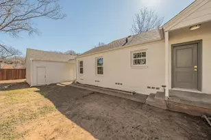 100 Crestwood Dr, Fort Worth, TX 76107 - Photo 32