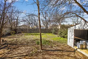 2716 S Jones St, Fort Worth, TX 76104 - Photo 24